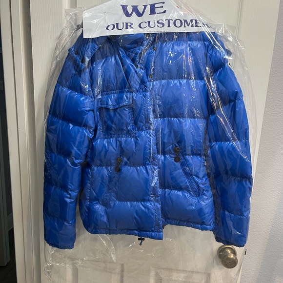 Moncler Blue Down Puffer - size 4 - Picture 17 of 17
